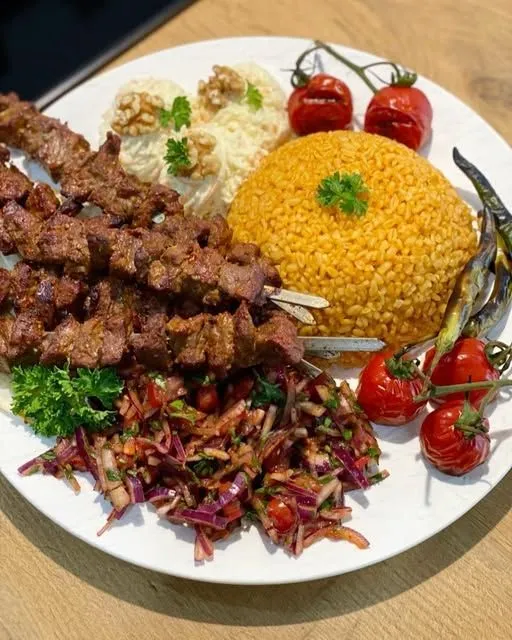 Dana Şiş
